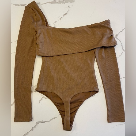 Lovers and Friends (Revolve) Florence Bodysuit in Taupe (NWOT) - Picture 6 of 6